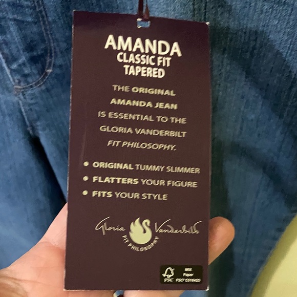 NWT Gloria Vanderbilt jeans - Picture 4 of 4